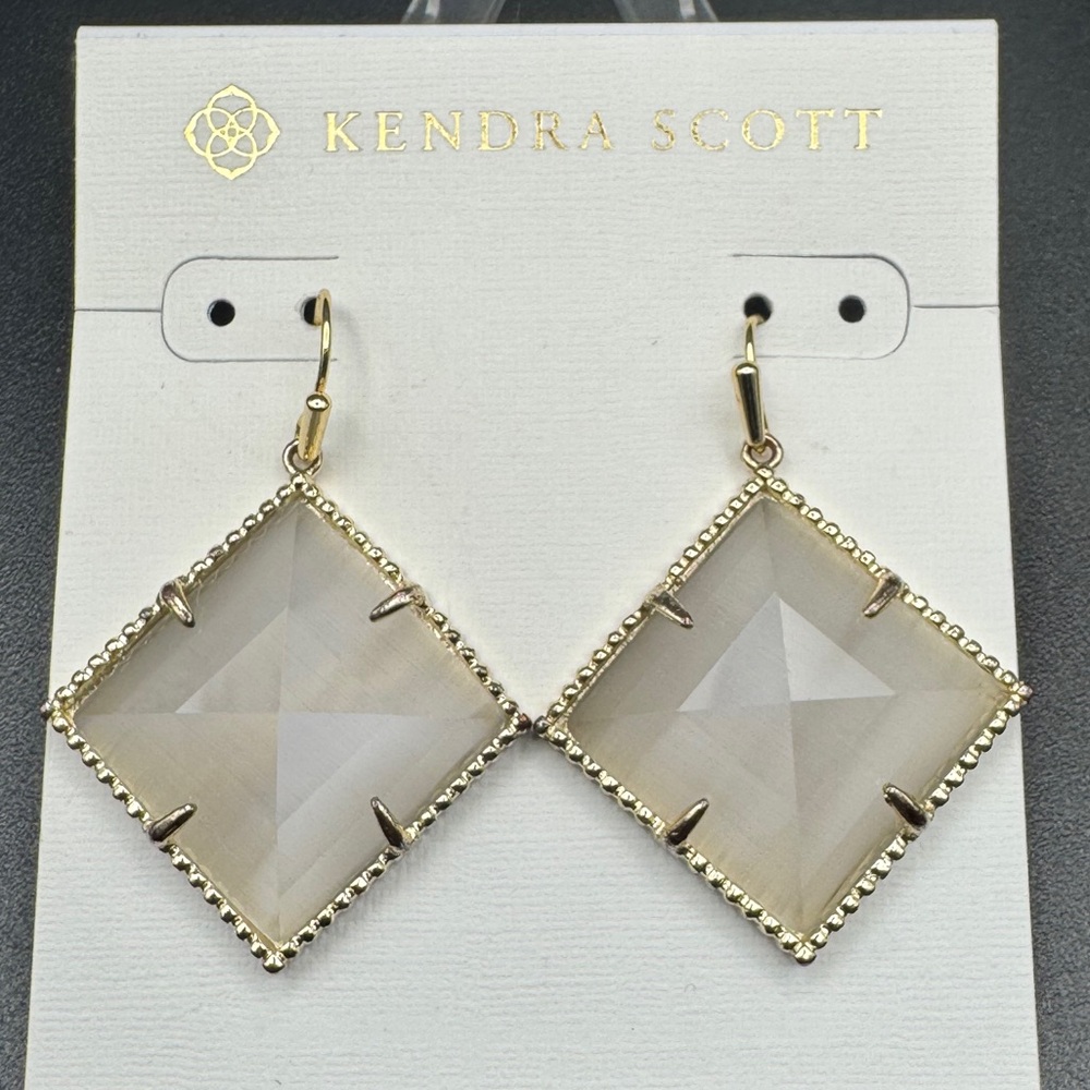 RARE/Retired Kendra Scott Cleo drop earrings in Slate Cat’s Eye 🩶